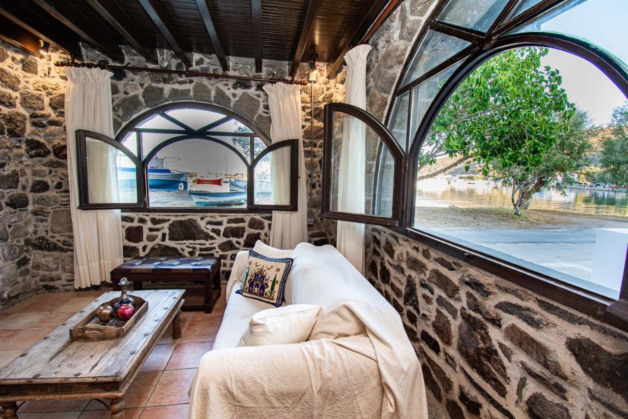 Plousiadi΄S Stone House Skála Exterior foto