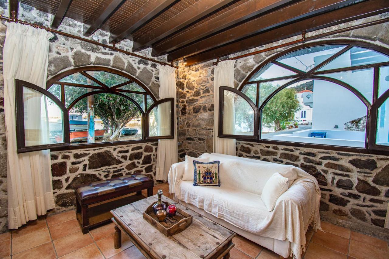 Plousiadi΄S Stone House Skála Exterior foto