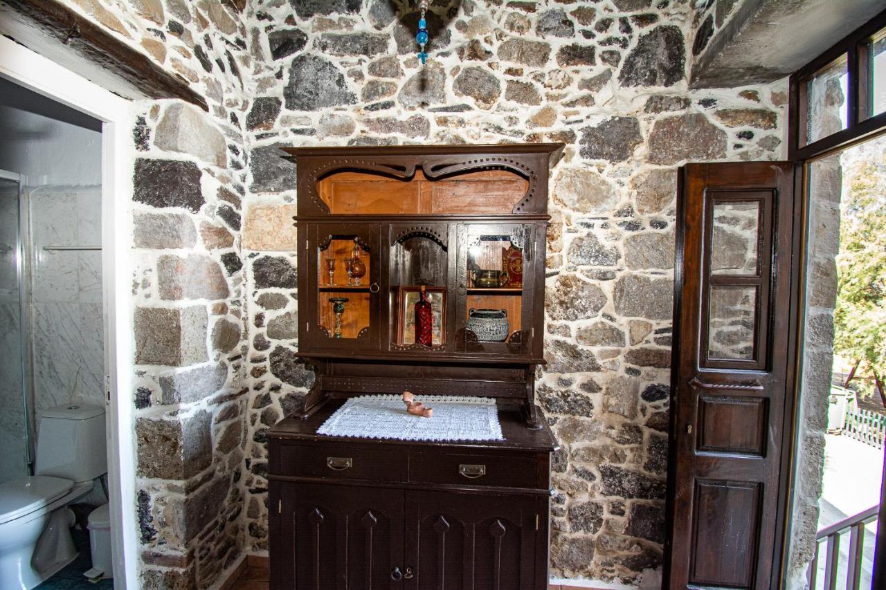 Plousiadi΄S Stone House Skála Exterior foto