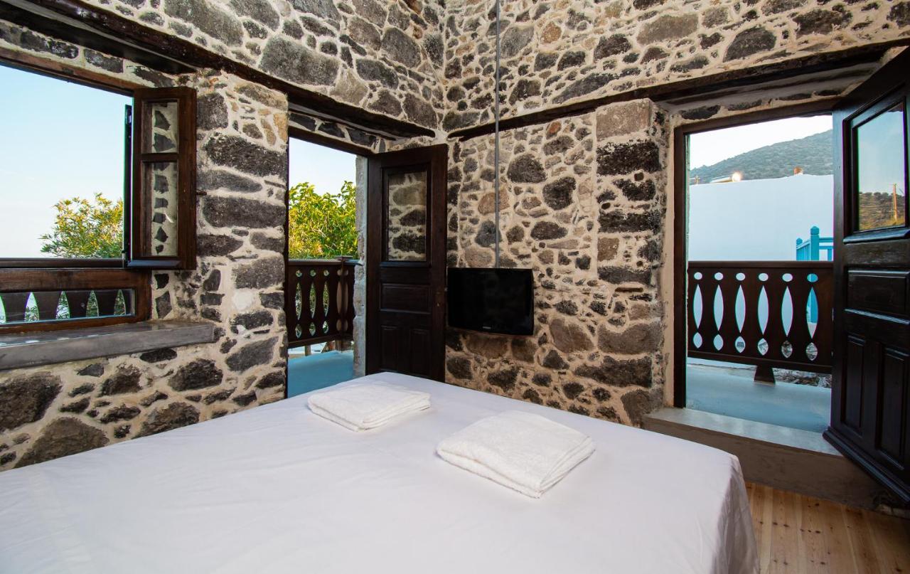 Plousiadi΄S Stone House Skála Exterior foto